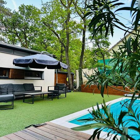 Pine-Wood Resort Balatonalmadi Bagian luar foto